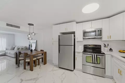809 W Oakland Park Blvd #K2, Wilton Manors, FL 33311