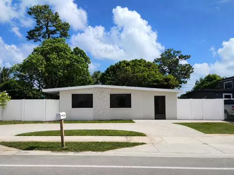 5536 Purdy Ln, West Palm Beach, FL 33415