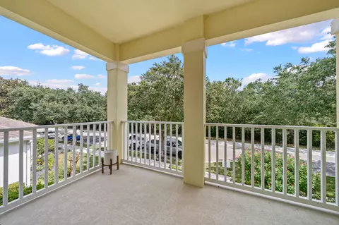 Exterior - 142 Newcastle Dr, Jupiter, FL 33458 photo 4 of 10