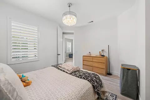 Bedroom - 142 Newcastle Dr, Jupiter, FL 33458 photo 4 of 5