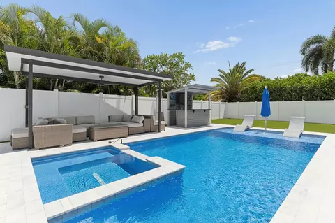 405 Chapel Hill Blvd, Boynton Beach, FL 33435