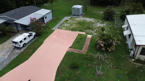 2574 SW Monarch Trl, Stuart, FL 34997 photo 2