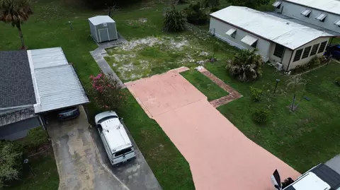 2574 SW Monarch Trl, Stuart, FL 34997 photo 3
