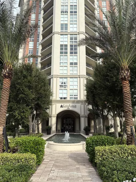550 Okeechobee Blvd #825, West Palm Beach, FL 33401