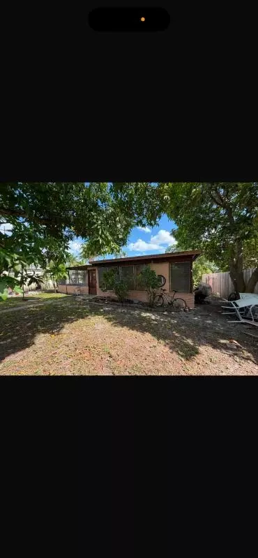 105 NW 122nd St, North Miami, FL 33168
