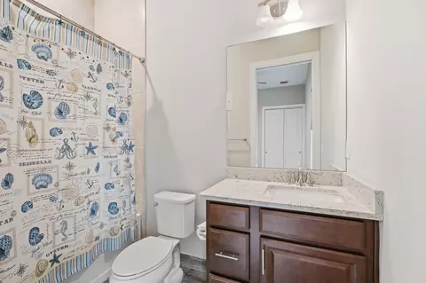 Bath - 4590 SW Ardsley Dr, Stuart, FL 34997 photo 2 of 2
