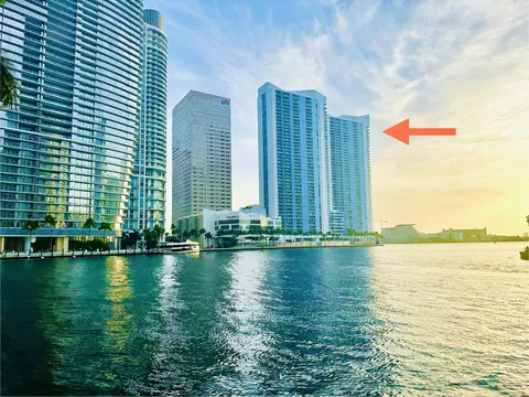 335 S Biscayne Blvd #3706, Miami, FL 33131