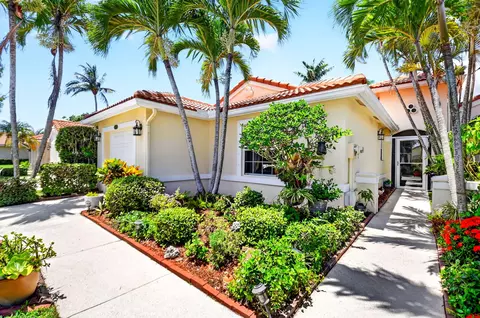 7285 Burgess Dr, Lake Worth, FL 33467