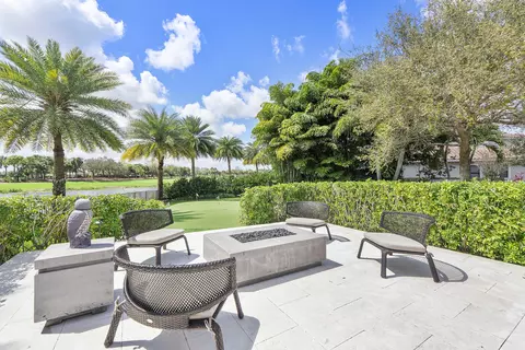 Exterior - 9840 Bay Leaf Ct, Parkland, FL 33076 photo 12 of 19