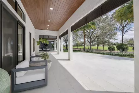 Exterior - 9840 Bay Leaf Ct, Parkland, FL 33076 photo 4 of 19