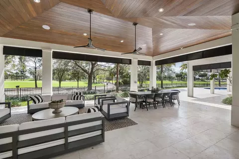 Exterior - 9840 Bay Leaf Ct, Parkland, FL 33076 photo 6 of 19