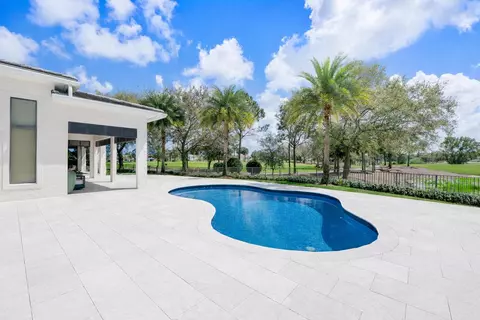 Exterior - 9840 Bay Leaf Ct, Parkland, FL 33076 photo 8 of 19