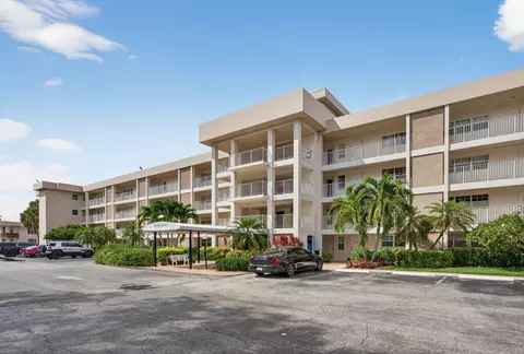 2651 S Palm Aire Dr #302, Pompano Beach, FL 33069