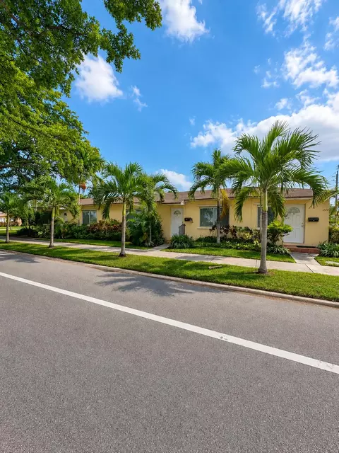 1220 S 20th Ave, Hollywood, FL 33020