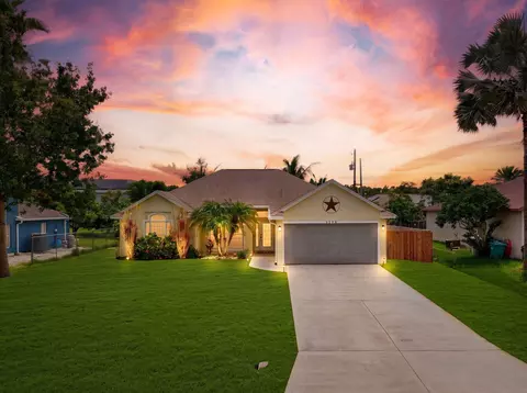 3273 SE W Snow Rd, Port Saint Lucie, FL 34984