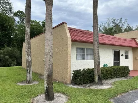 248 Lake Dora Dr, West Palm Beach, FL 33411