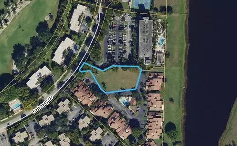 1810 Embassy Dr, West Palm Beach, FL 33401