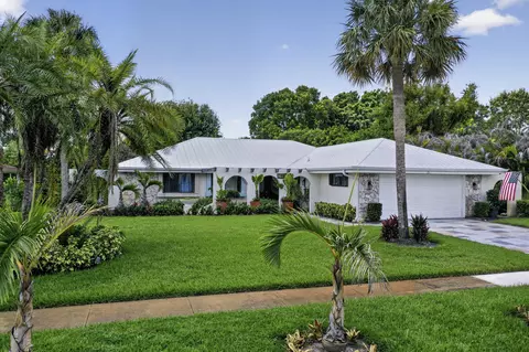 1866 SE Hanby Ave, Port Saint Lucie, FL 34952