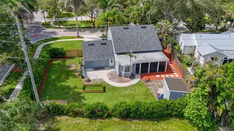 View/Area - 18371 Flagship Cir, Jupiter, FL 33458 photo 2 of 9