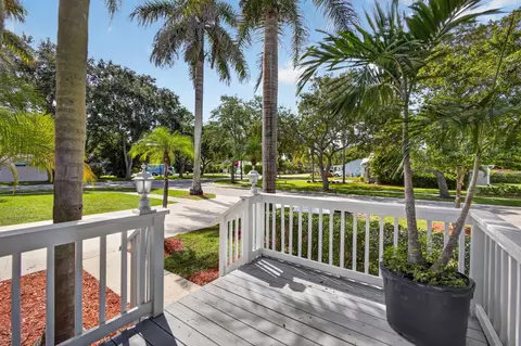 Exterior - 18371 Flagship Cir, Jupiter, FL 33458 photo 4 of 14