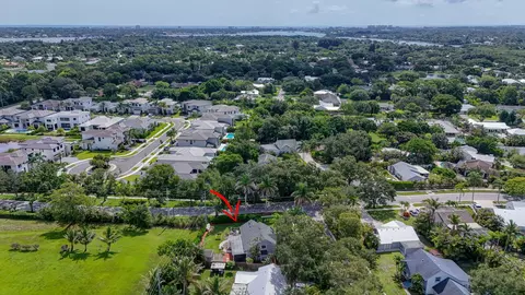 View/Area - 18371 Flagship Cir, Jupiter, FL 33458 photo 8 of 9