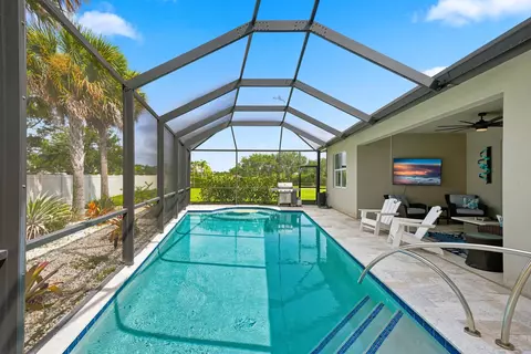 Exterior - 7314 SW Kantner Dr, Stuart, FL 34997 photo 7 of 11