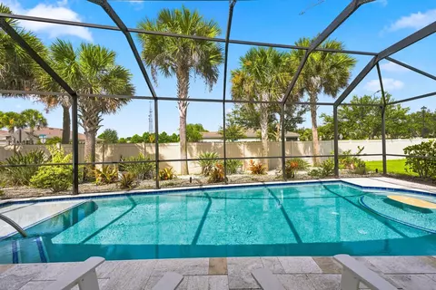Exterior - 7314 SW Kantner Dr, Stuart, FL 34997 photo 5 of 11