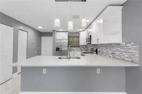 11477 NW 39th Ct #305-1, Coral Springs, FL 33065