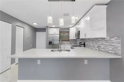 11477 NW 39th Ct #305-1, Coral Springs, FL 33065