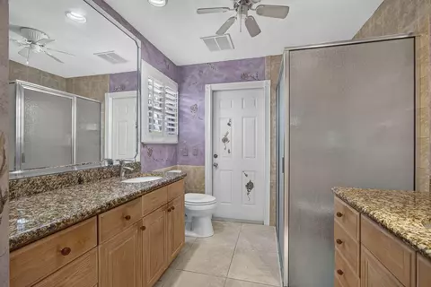 Bath - 262 Brier Cir, Jupiter, FL 33458 photo 1 of 3