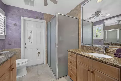 Bath - 262 Brier Cir, Jupiter, FL 33458 photo 2 of 3