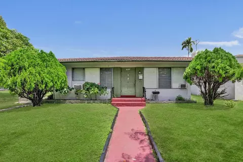 1913 Taylor St, Hollywood, FL 33020