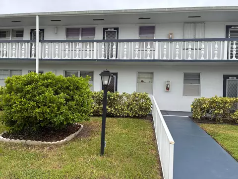 371 Markham Q, Deerfield Beach, FL 33442