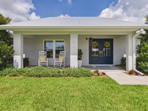 Exterior - 2075 SE 9th Ave, Okeechobee, FL 34974 photo 2 of 18