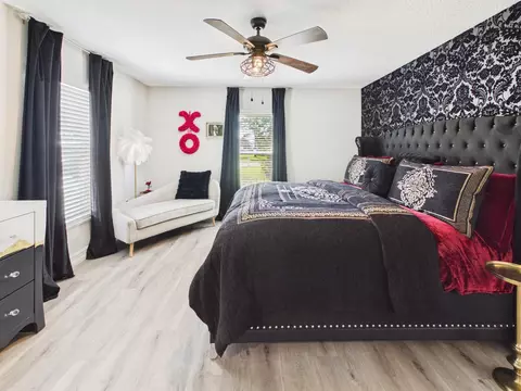Bedroom - 2075 SE 9th Ave, Okeechobee, FL 34974 photo 2 of 5