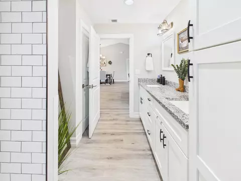 Entry Way - 2075 SE 9th Ave, Okeechobee, FL 34974 photo 6 of 6