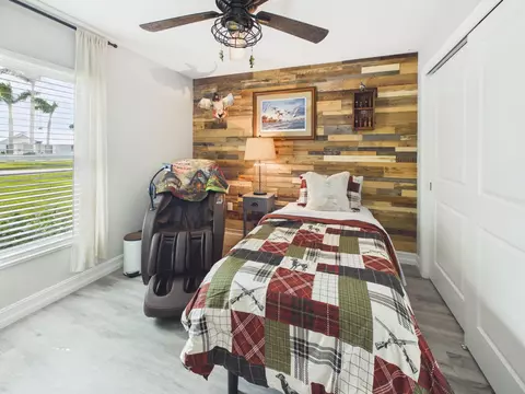 Bedroom - 2075 SE 9th Ave, Okeechobee, FL 34974 photo 5 of 5