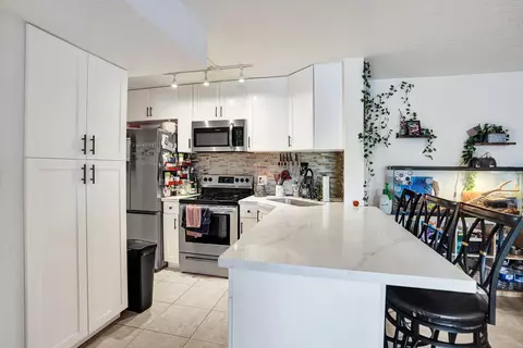 629 Sea Pine Way #A1, Greenacres, FL 33415