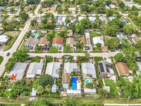 View/Area - 301 5th St, Jupiter, FL 33458 photo 3 of 5