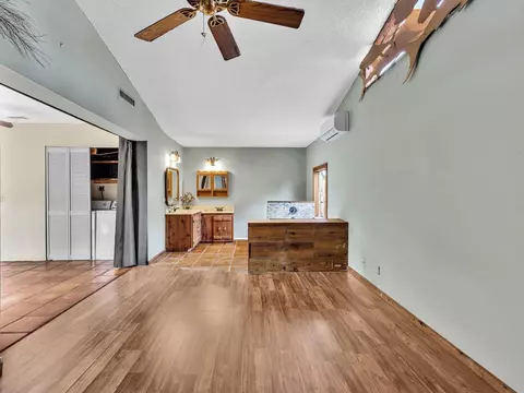 Living - 301 5th St, Jupiter, FL 33458 photo 6 of 6