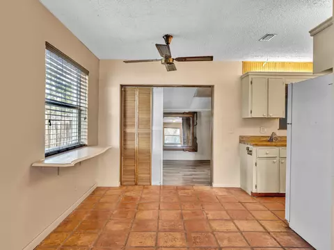 Dining - 301 5th St, Jupiter, FL 33458 photo 1 of 1