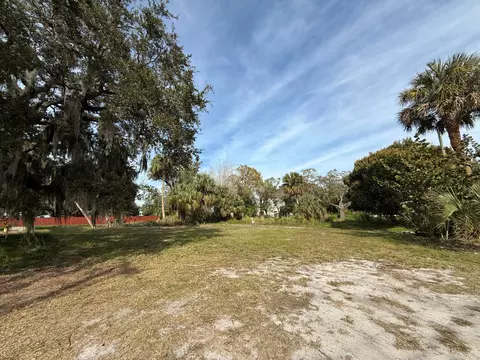 110 N 12th N St, Fort Pierce, FL 34950