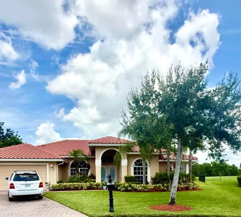 261 SW Egret Lndg, Port Saint Lucie, FL 34953