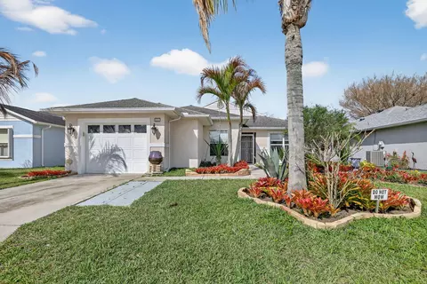 6713 Alemendra St, Fort Pierce, FL 34951