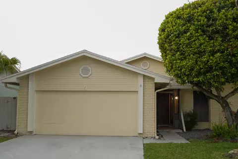 3 Hammond Pl, Boynton Beach, FL 33426