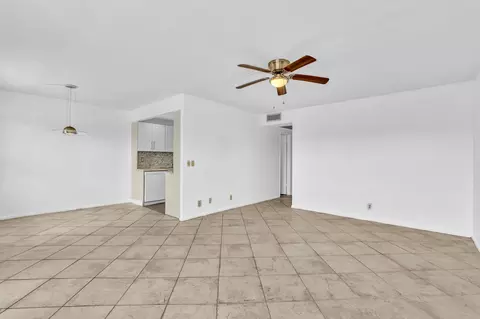 Living - 3076 Cornwall D, Boca Raton, FL 33434 photo 4 of 10
