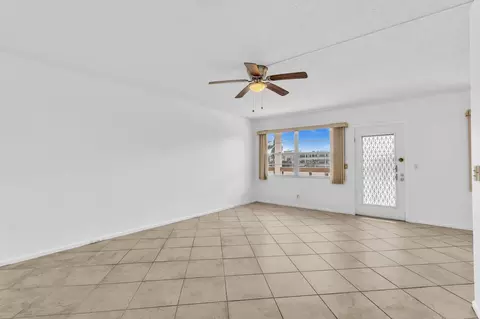 Living - 3076 Cornwall D, Boca Raton, FL 33434 photo 9 of 10
