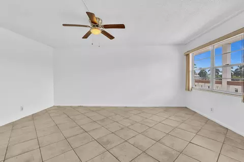 Living - 3076 Cornwall D, Boca Raton, FL 33434 photo 10 of 10
