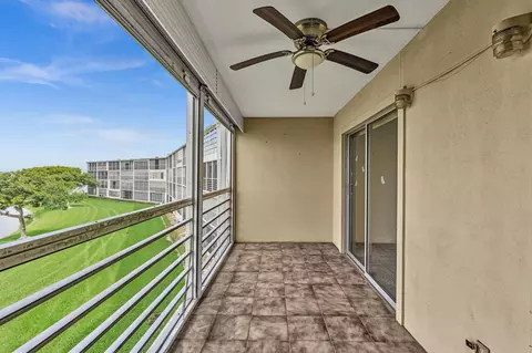 Exterior - 3076 Cornwall D, Boca Raton, FL 33434 photo 3 of 7