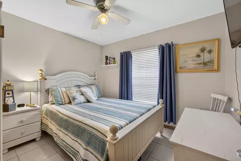 Bedroom - 6312 Mullin St, Jupiter, FL 33458 photo 6 of 10